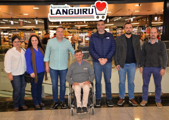 Languiru alinha detalhes de negociação do supermercado no Shopping Lajeado